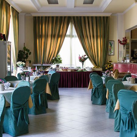 Hotel Degli Amici Artena Exterior foto