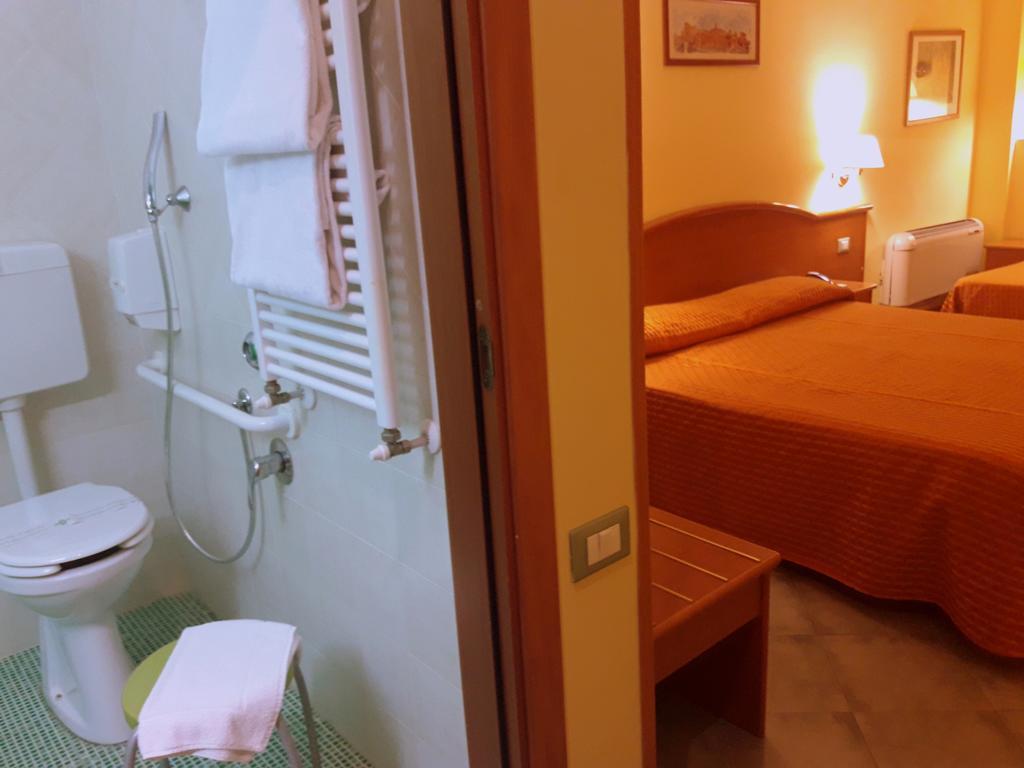 Hotel Degli Amici Artena Exterior foto